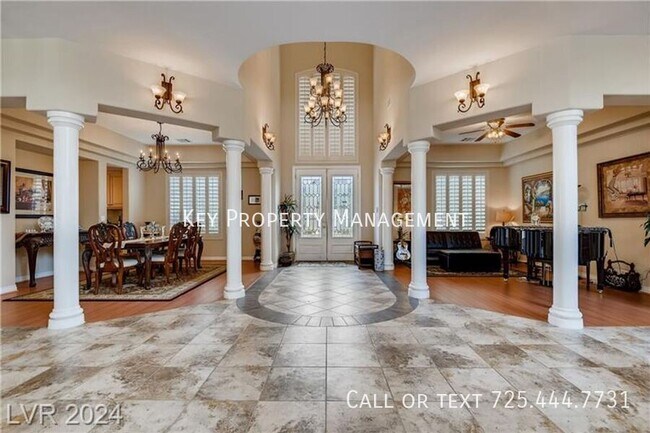 Building Photo - FULLY FURNISHED 5 BEDROOM + DEN HOME WITH ...