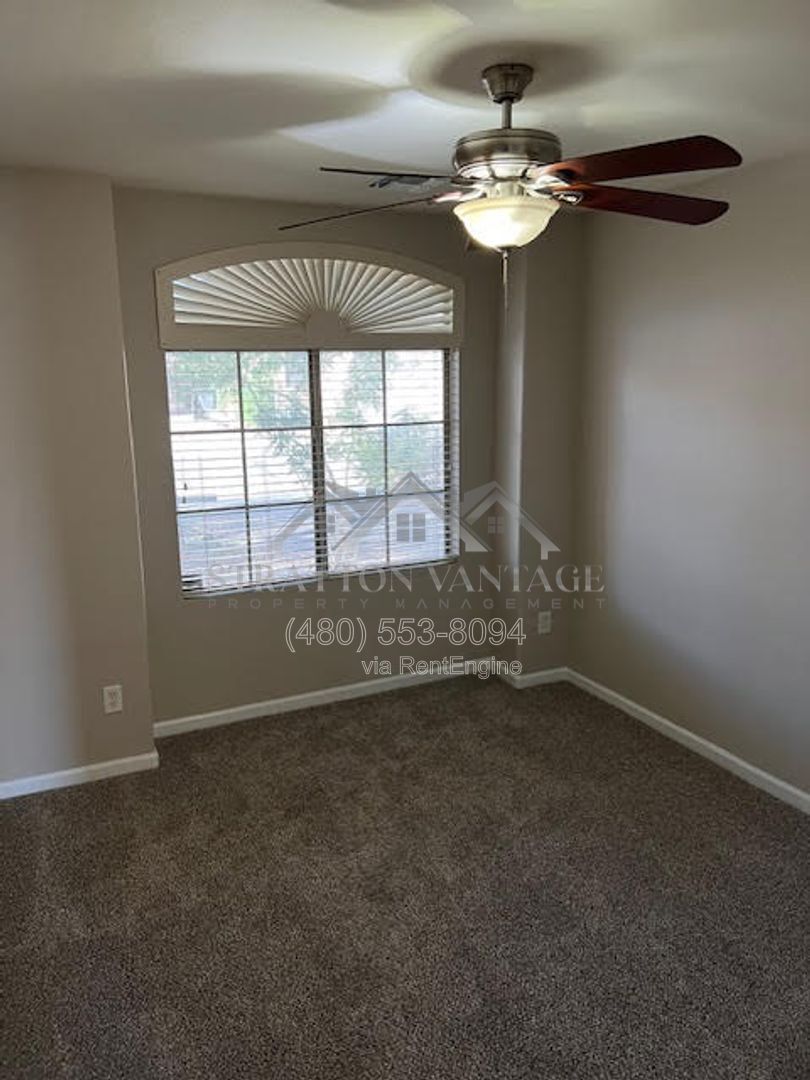 Building Photo - 11429 W Austin Thomas Dr