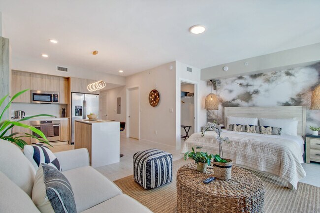 Building Photo - 3900 Biscayne Blvd