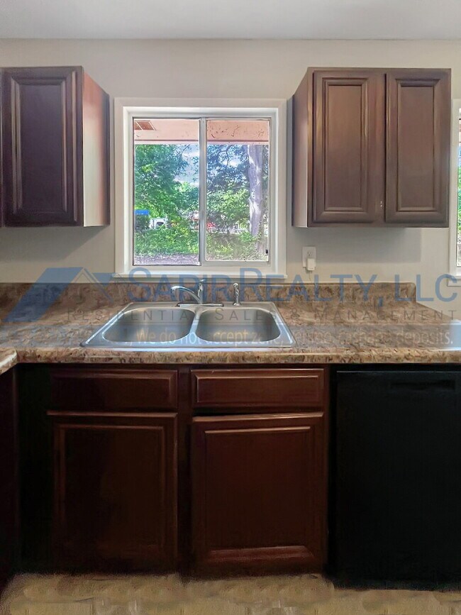 Building Photo - 1423 Hatchcover Circle - Back by Popular D...