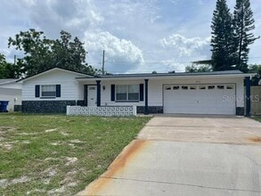 Building Photo - 4248 Oakfield Ave