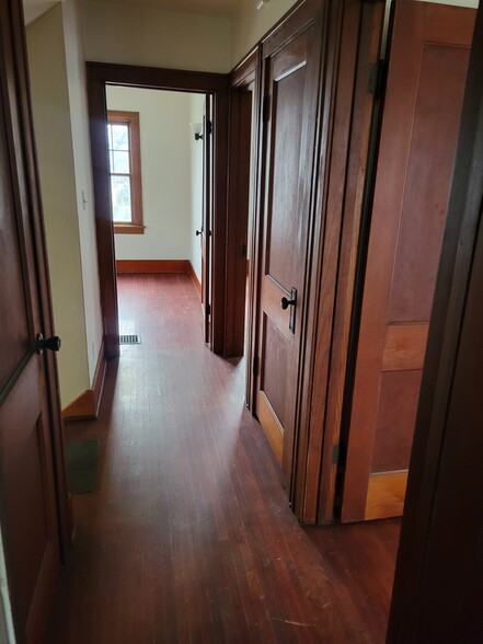 upstairs hall - 821 Talma St