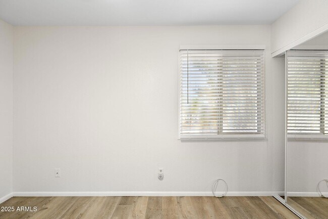 Building Photo - 6013 N 79th St
