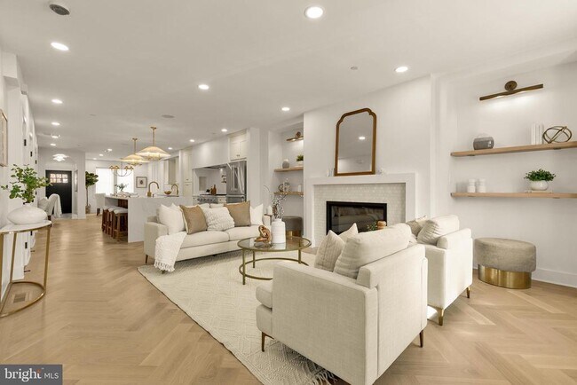 Building Photo - 1706 Bay St SE