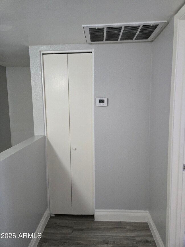 Building Photo - 2674 N 43rd Ave