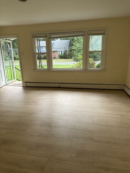 Bright and airy living room - 2317 Francine Rd