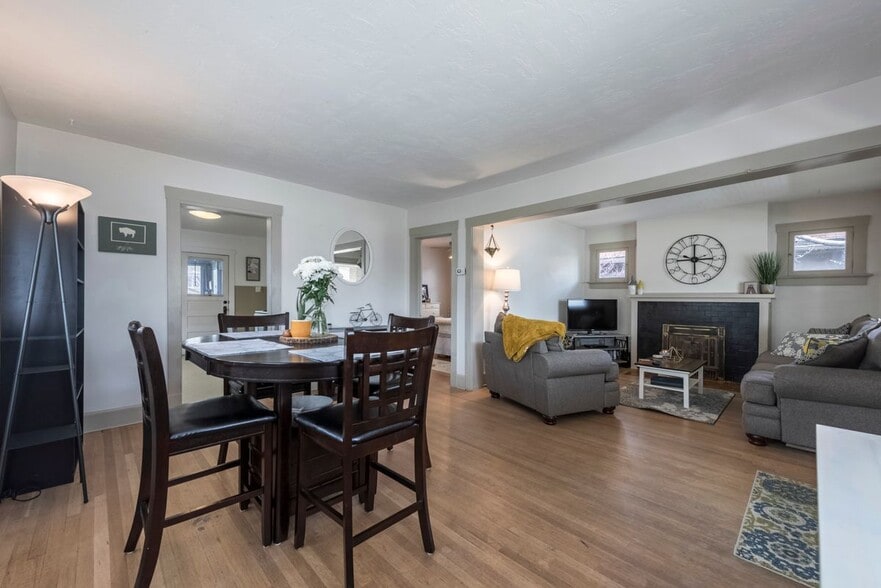 Building Photo - 409 E Coatsville Ave