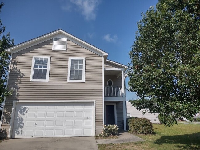 Primary Photo - Wonderful Four Bedroom Home in Northeast C...