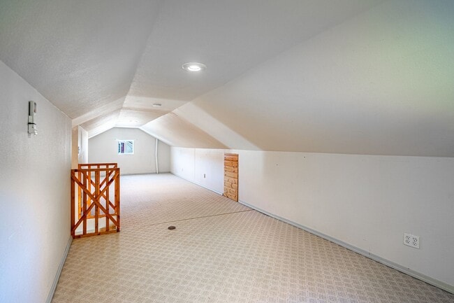 Building Photo - 3-Bedroom Home- Pets Allowed with Approval