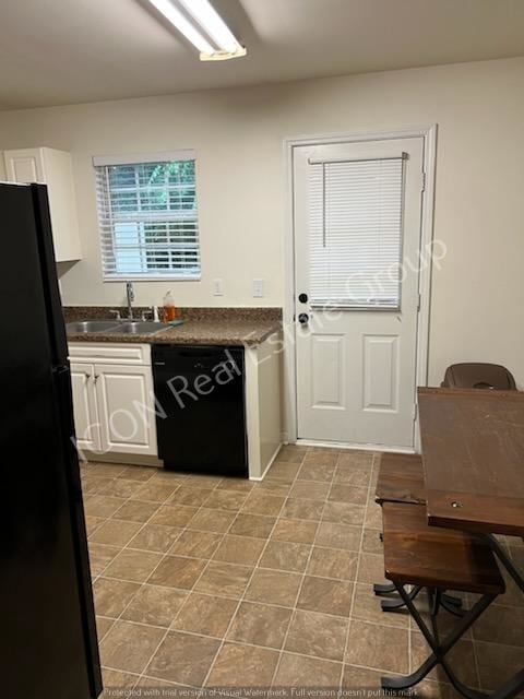 Building Photo - 2/1.5 townhome close to downtown Woodstock
