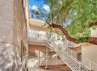 Building Photo - 1900 N Torrey Pines Dr