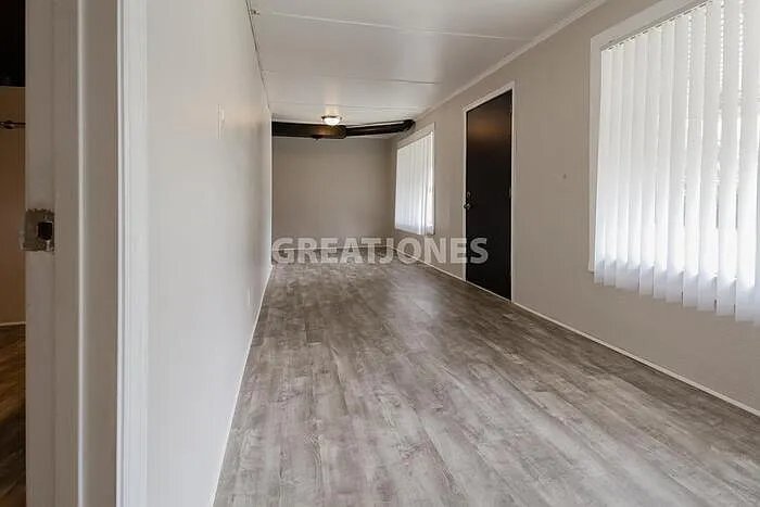 Building Photo - 5511 N Main St