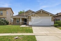 Building Photo - 3 Bedroom 2 Bathroom Plumas Lake, Move in Ready