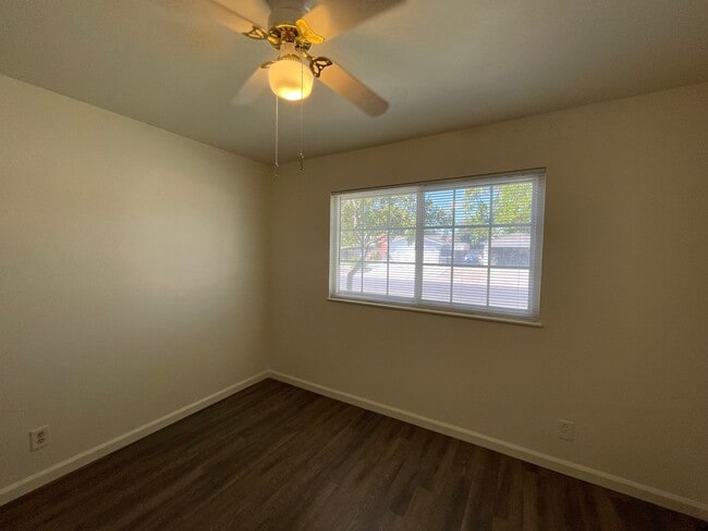 Building Photo - Charming 3-Bedroom Home in Prime Roseville...