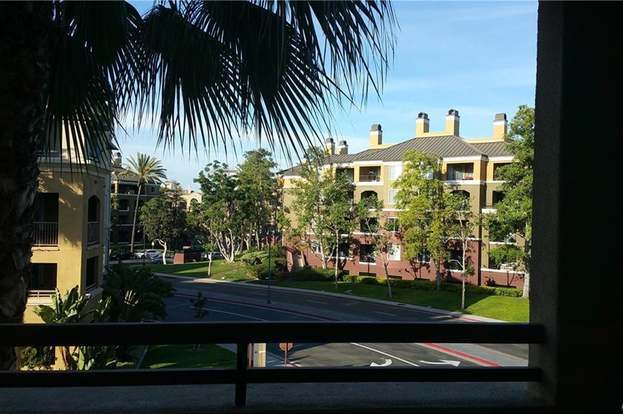 Building Photo - 2382 Scholarship-