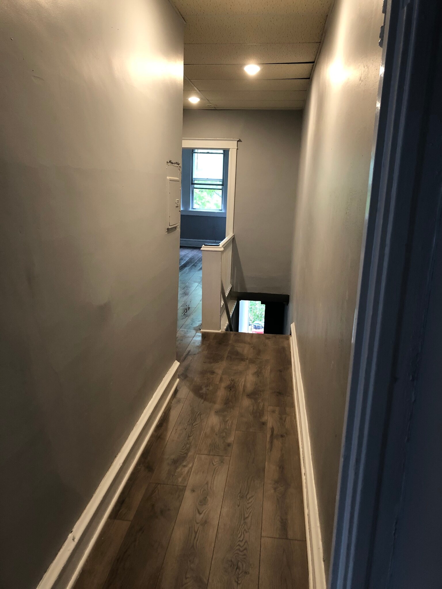 Hallway - 4031 Roosevelt Blvd