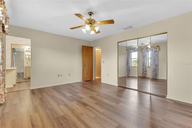 Building Photo - 907 Kristina Ct