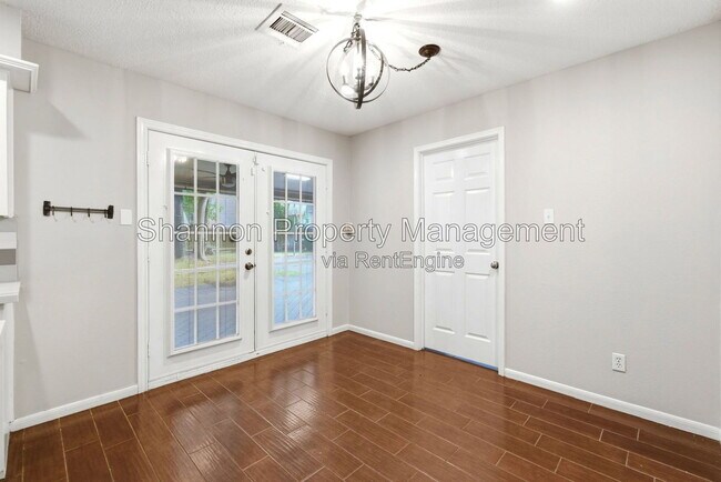 Building Photo - 6307 Jadecrest Dr
