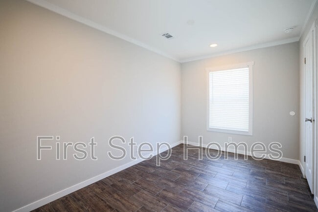 Building Photo - 133 Appaloosa Dr