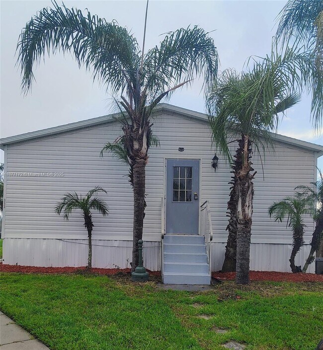 Building Photo - 313 Evandee Ct