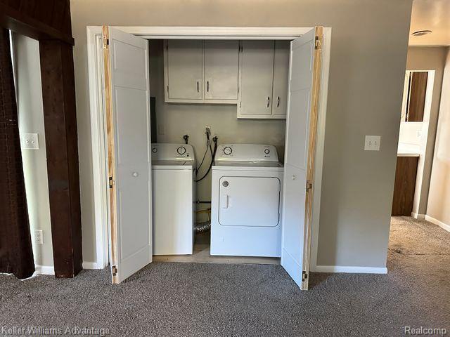 Building Photo - 2365 Rolandale St