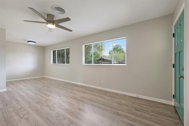 Building Photo - 1513 Braes Ridge Dr