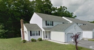 Building Photo - 61 Hilltop Dr