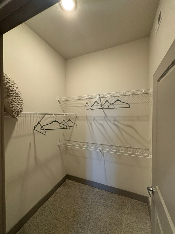 Building Photo - 1050 Wittenburg