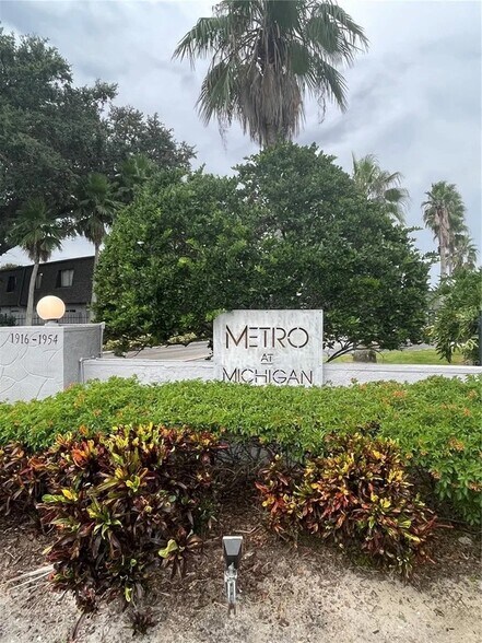 Building Photo - 1954 Conway Rd