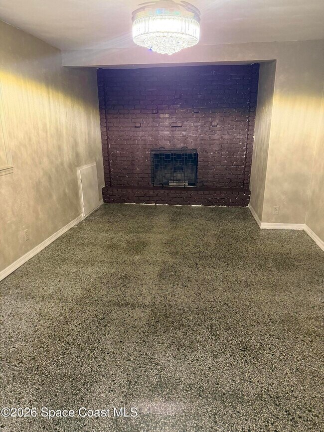 Building Photo - 1601 Virginia Dr