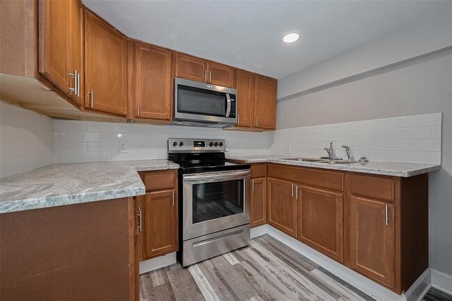 Building Photo - 1511 Scharpe St