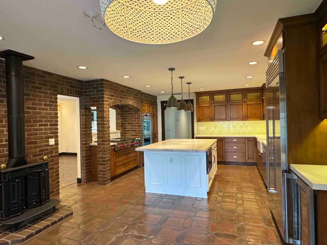 Building Photo - 28910 Wagon Rd