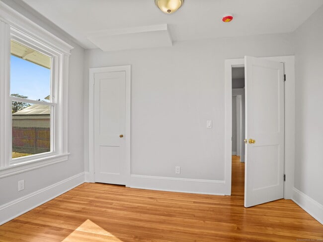 Building Photo - 29 Redfield Rd