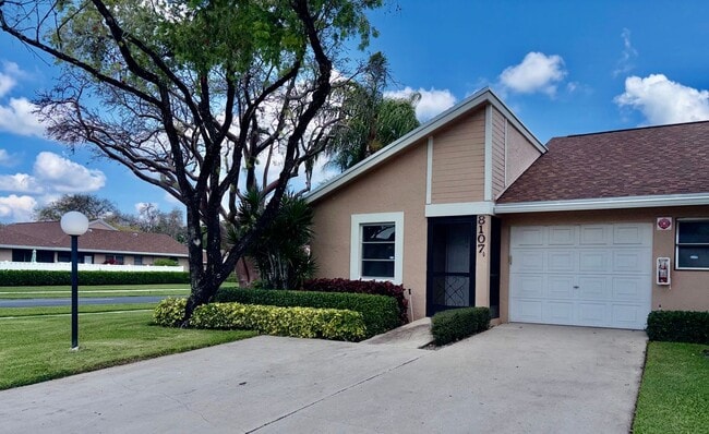 Building Photo - 8107 Summerbreeze Ln