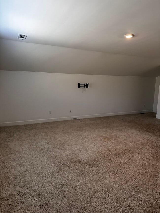 Building Photo - Carothers Farms - Three Bedroom House with 2 Car Garage