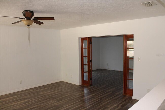 Building Photo - 3316 26th St W