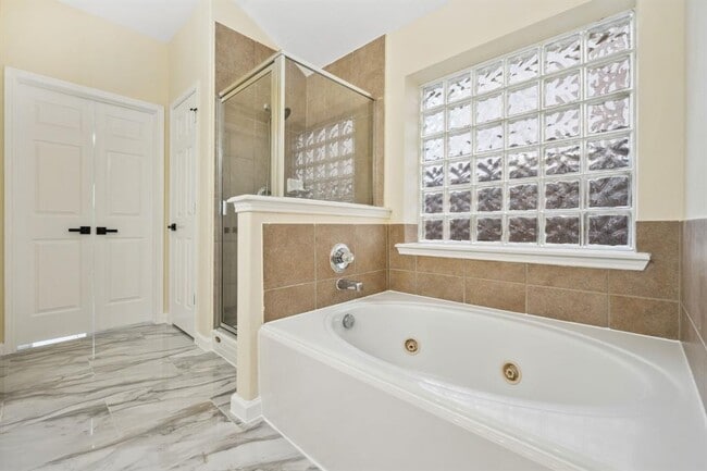 Building Photo - 5414 Fairtide Dr