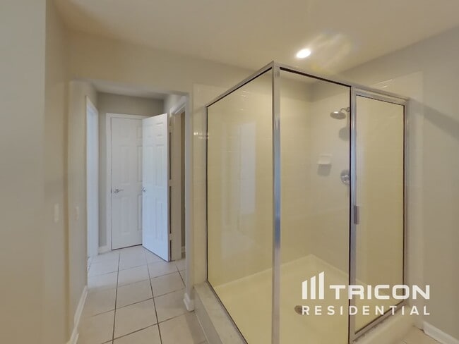 Building Photo - 1009 Nodding Shade Dr