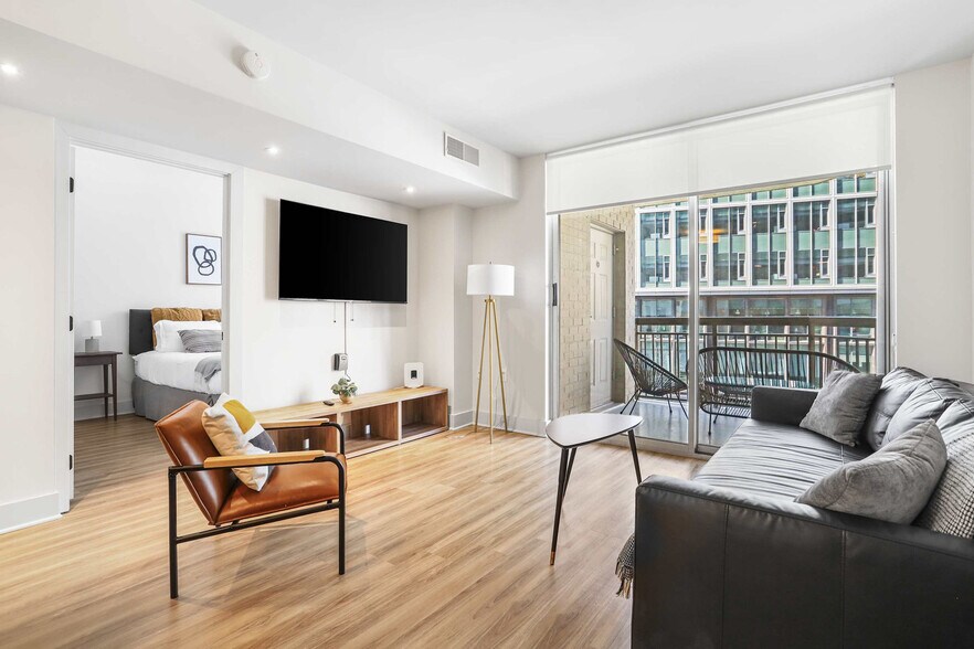 Building Photo - 1221 S Eads St