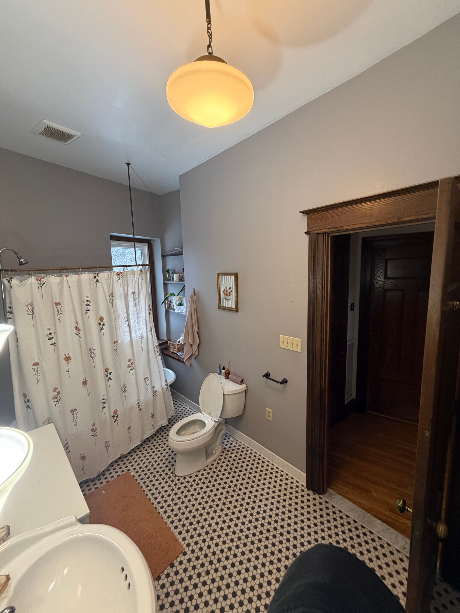 Building Photo - 261 Averill Ave