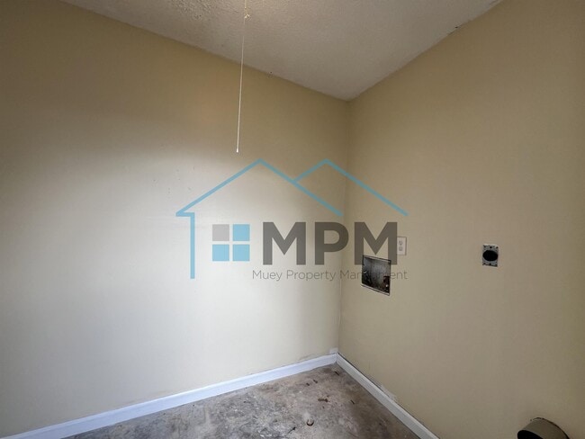 Building Photo - 117 Jennifer Ln