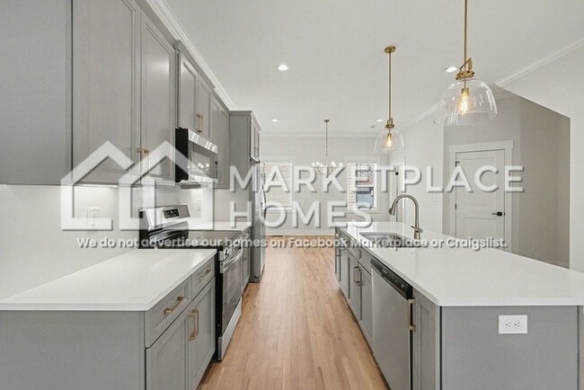 Building Photo - 972 Dozier Pl