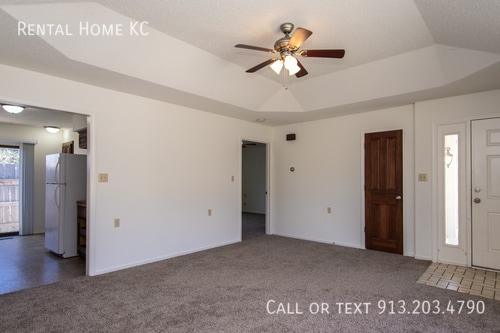 Building Photo - 5908 Brittany-