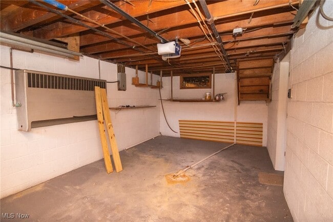 Building Photo - 134 Carroll Dr