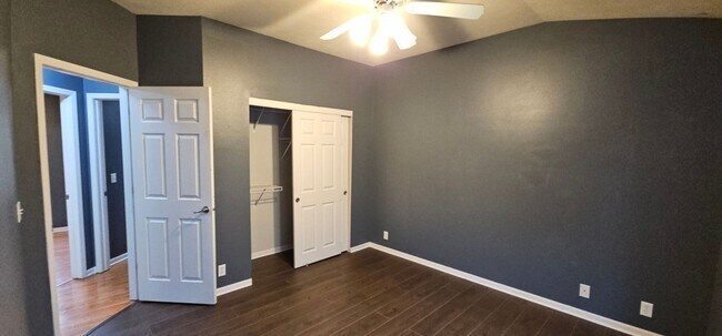 Building Photo - Charming 3BR House in Omaha