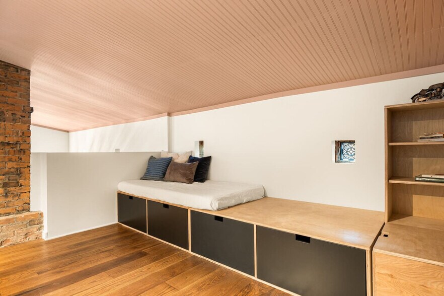 Building Photo - 1510 Race St