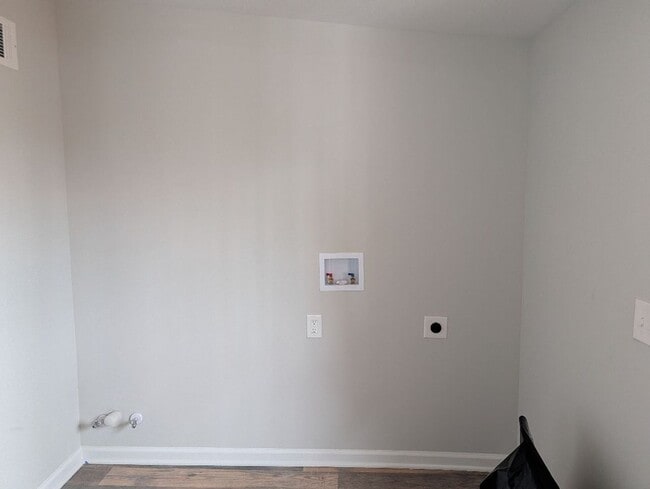 Building Photo - JM Harlan