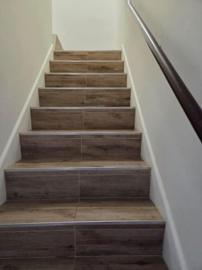 Building Photo - 810 Sandtree Dr