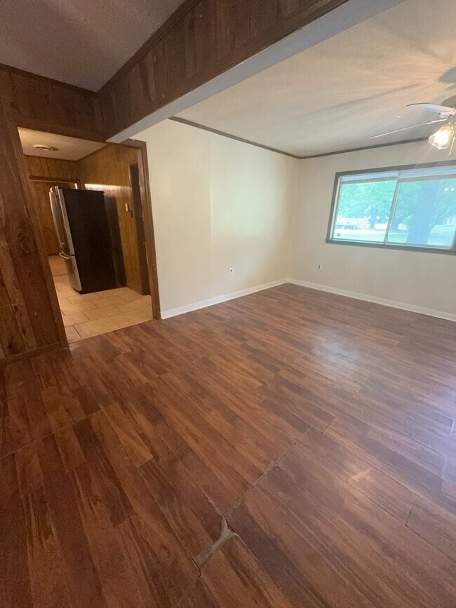 Building Photo - 2904 Marwood Dr