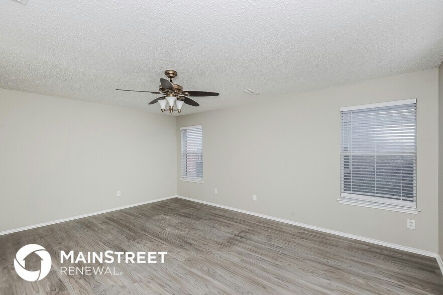 Building Photo - 4612 Palm Ridge Dr